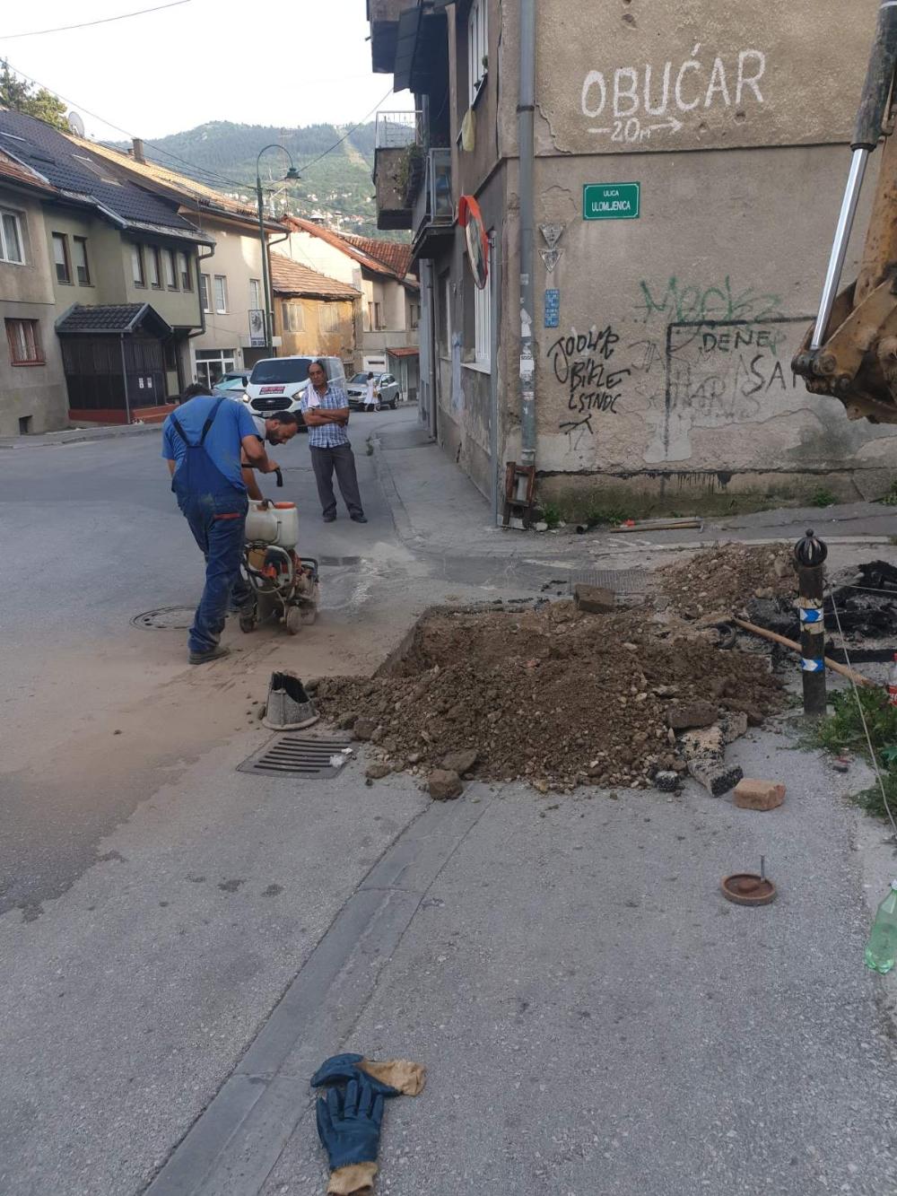 Dežurna ekipa:  POPRAVKE KVAROVA NA VODOVODNOJ MREŽI 