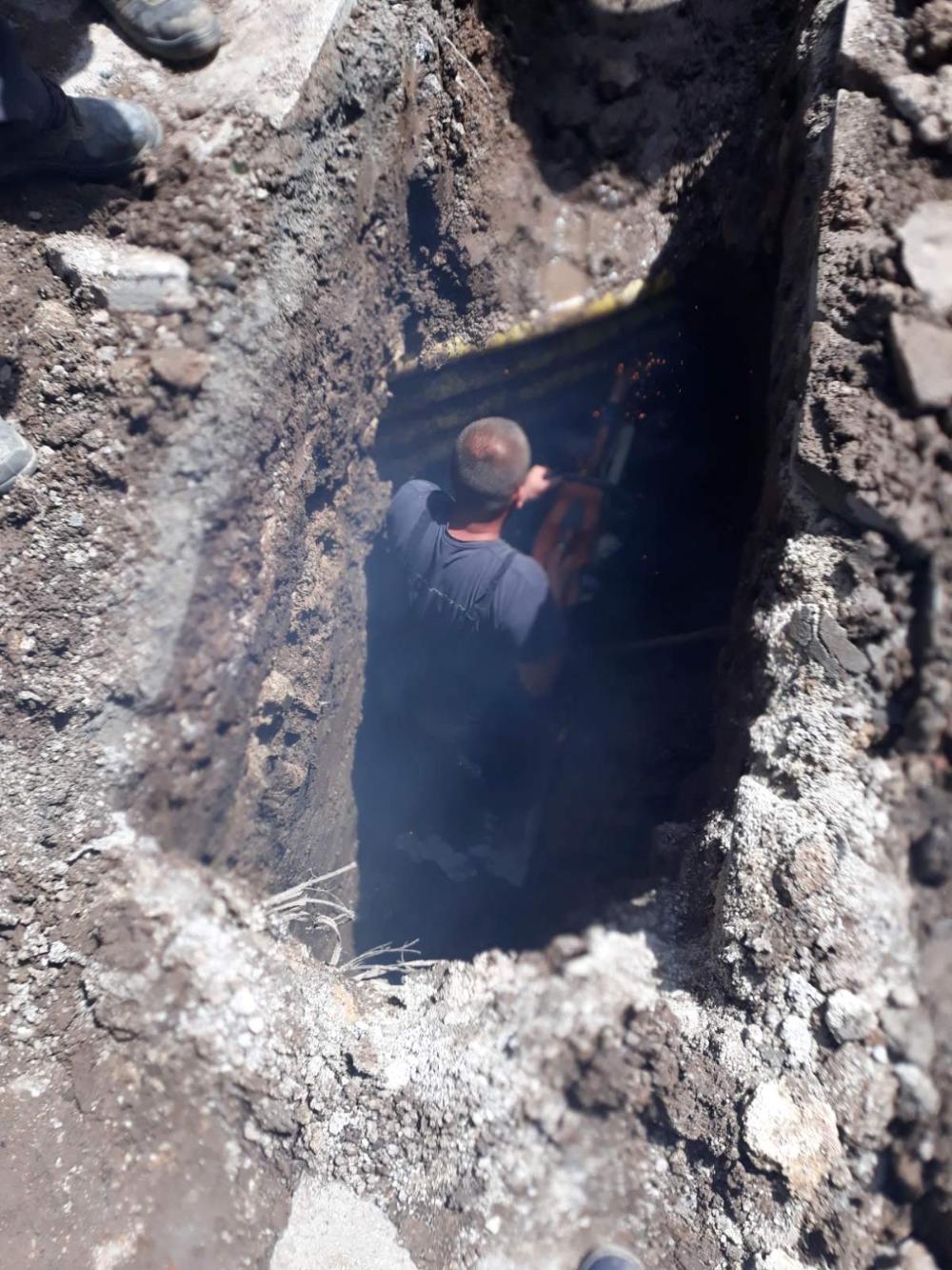 Dežurna ekipa:  POPRAVKE KVAROVA NA VODOVODNOJ MREŽI 