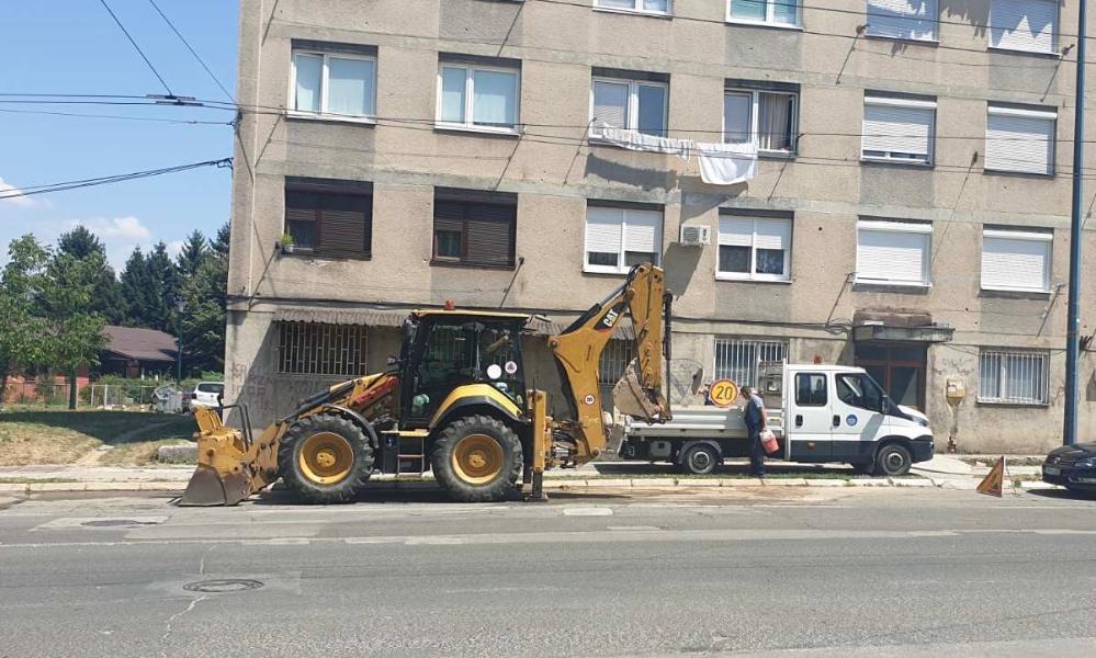 Služba za održavanje vodovodne mreže i objekata:  RADOVI NA VODOVODNOJ MREŽI