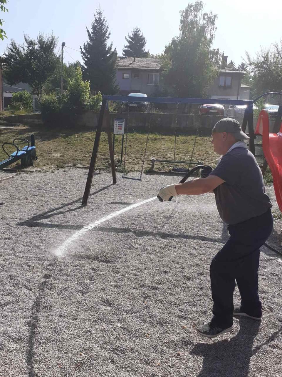 Služba održavanja kanalizacione mreže i objekata:  RADOVI NA KANALIZACIONOJ MREŽI