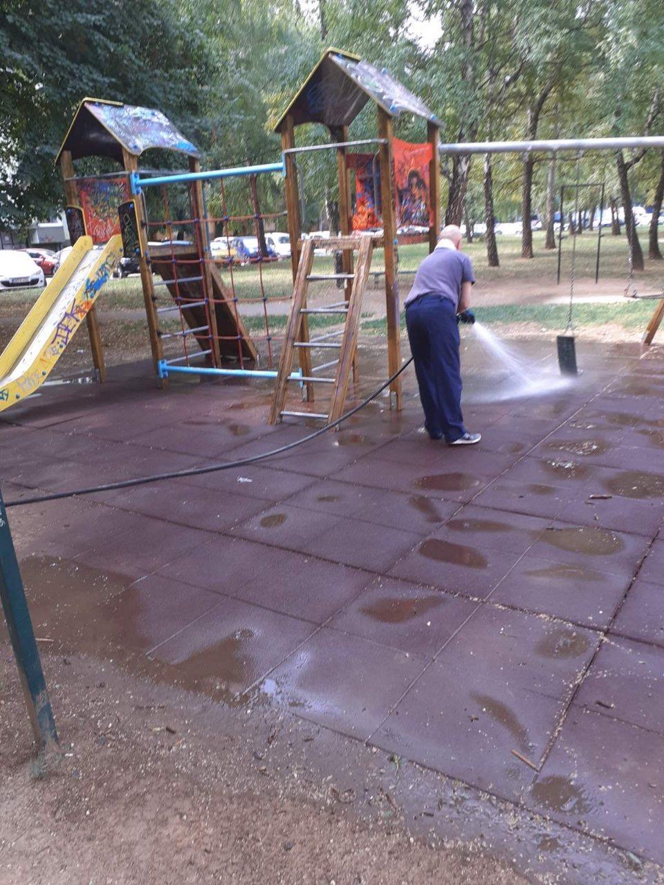 Služba održavanja kanalizacione mreže i objekata:  RADOVI NA KANALIZACIONOJ MREŽI