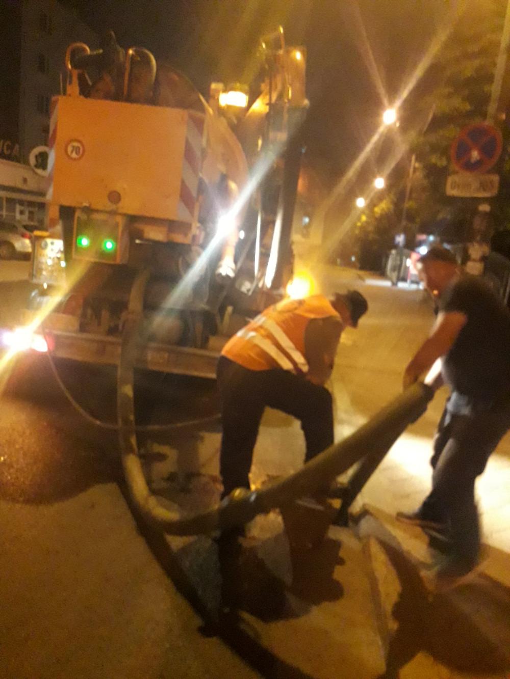 Služba održavanja kanalizacione mreže i objekata: RADOVI NA KANALIZACIONOJ MREŽI