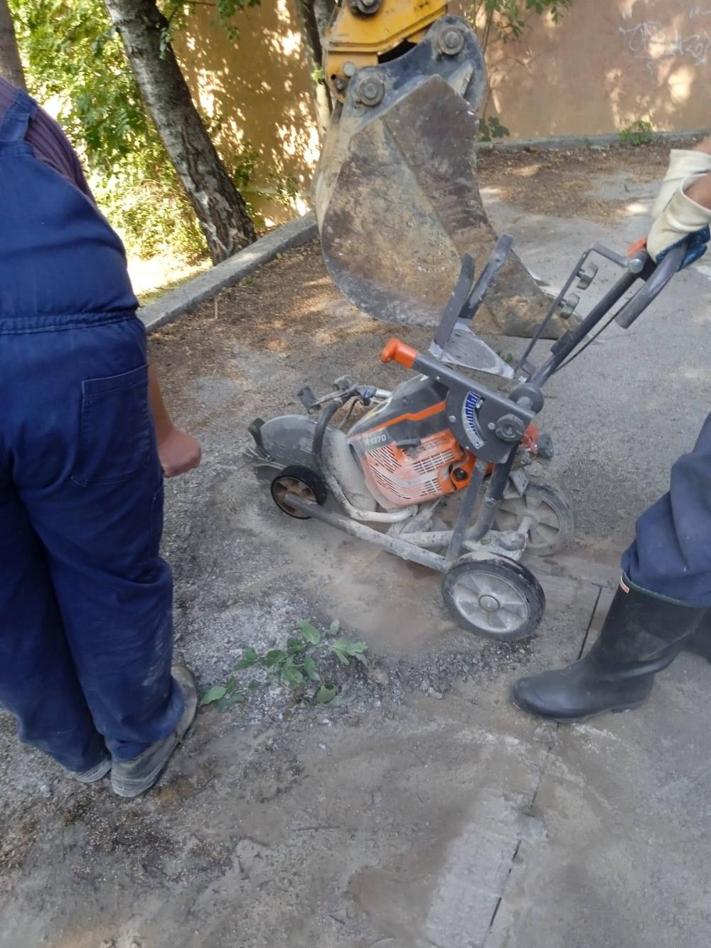 Služba održavanja kanalizacione mreže i objekata: RADOVI NA KANALIZACIONOJ MREŽI