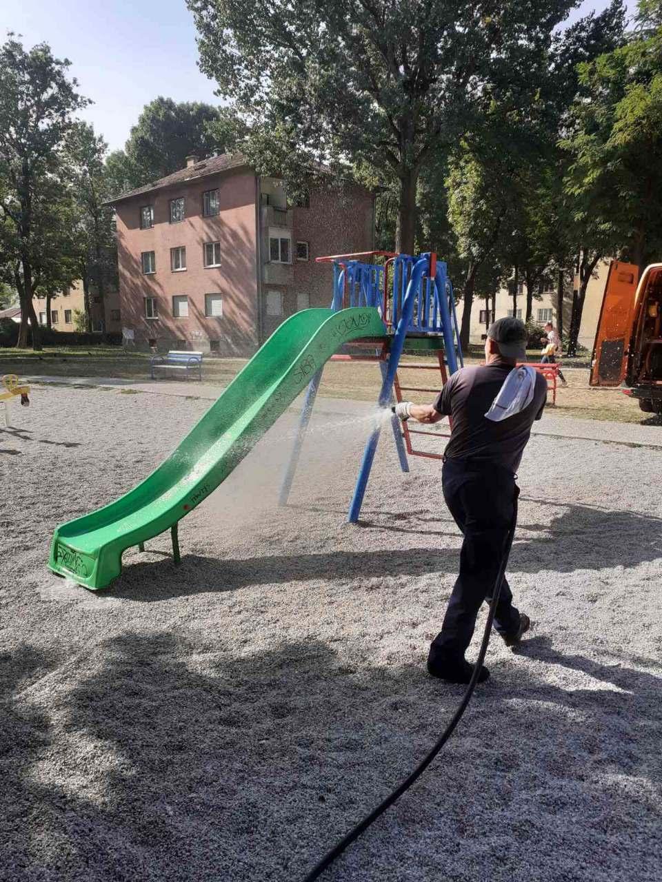 Služba održavanja kanalizacione mreže i objekata: RADOVI NA KANALIZACIONOJ MREŽI