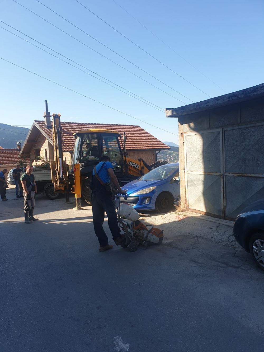 Služba za održavanje vodovodne mreže i objekata:  RADOVI NA VODOVODNOJ MREŽI