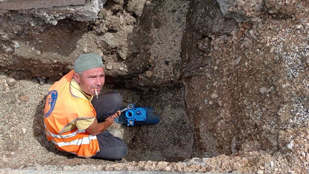 Služba za održavanje vodovodne mreže i objekata:  RADOVI NA VODOVODNOJ MREŽI