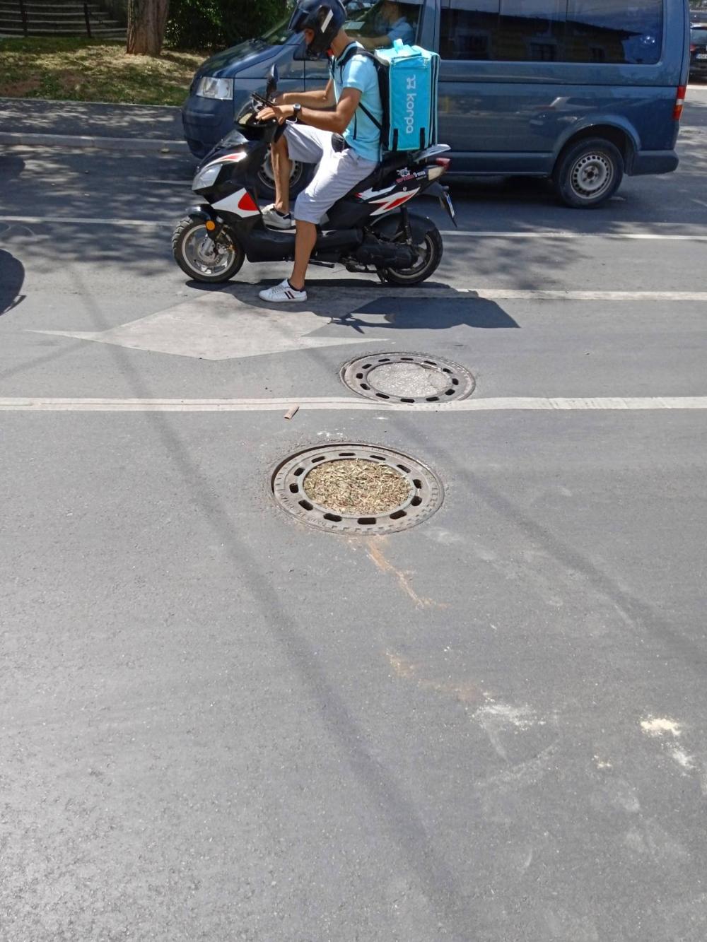 Služba održavanja kanalizacione mreže i objekata: RADOVI NA KANALIZACIONOJ MREŽI