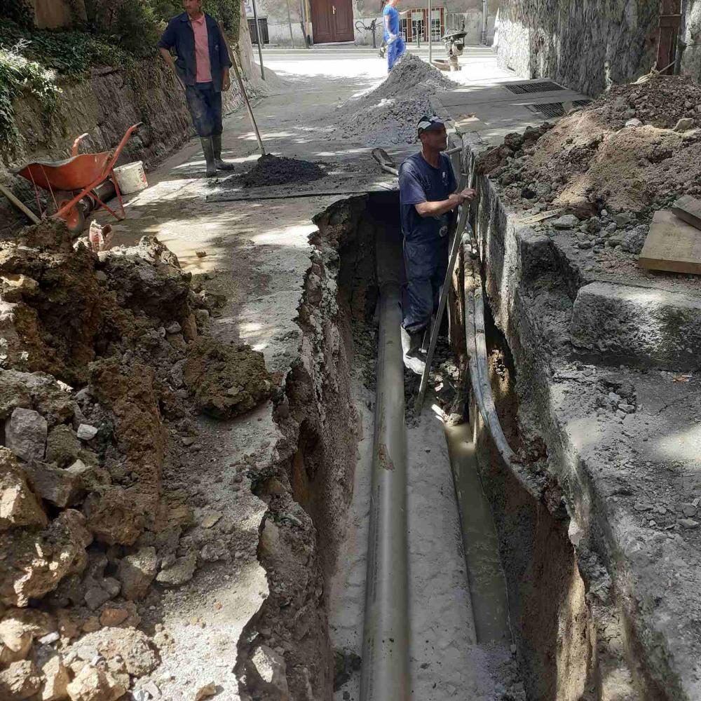 Služba održavanja kanalizacione mreže i objekata: RADOVI NA KANALIZACIONOJ MREŽI