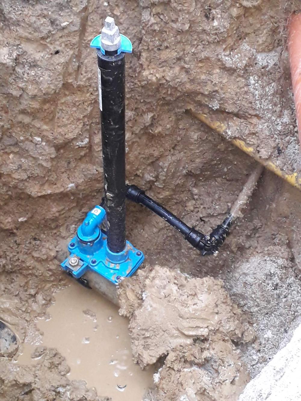 Služba za održavanje vodovodne mreže i objekata:  RADOVI NA VODOVODNOJ MREŽI