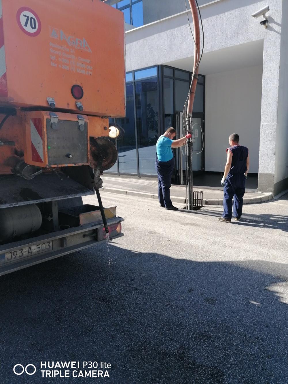 Služba održavanja kanalizacione mreže i objekata: RADOVI NA KANALIZACIONOJ MREŽI