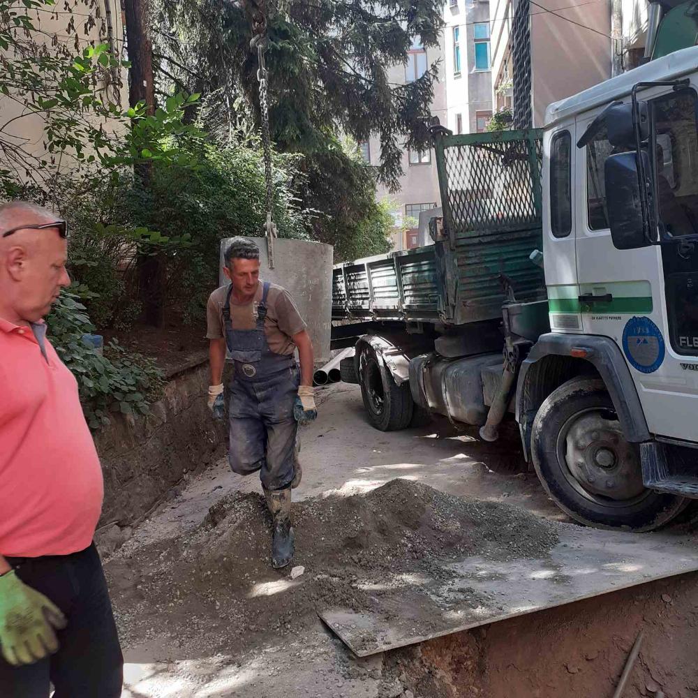 Služba održavanja kanalizacione mreže i objekata: RADOVI NA KANALIZACIONOJ MREŽI