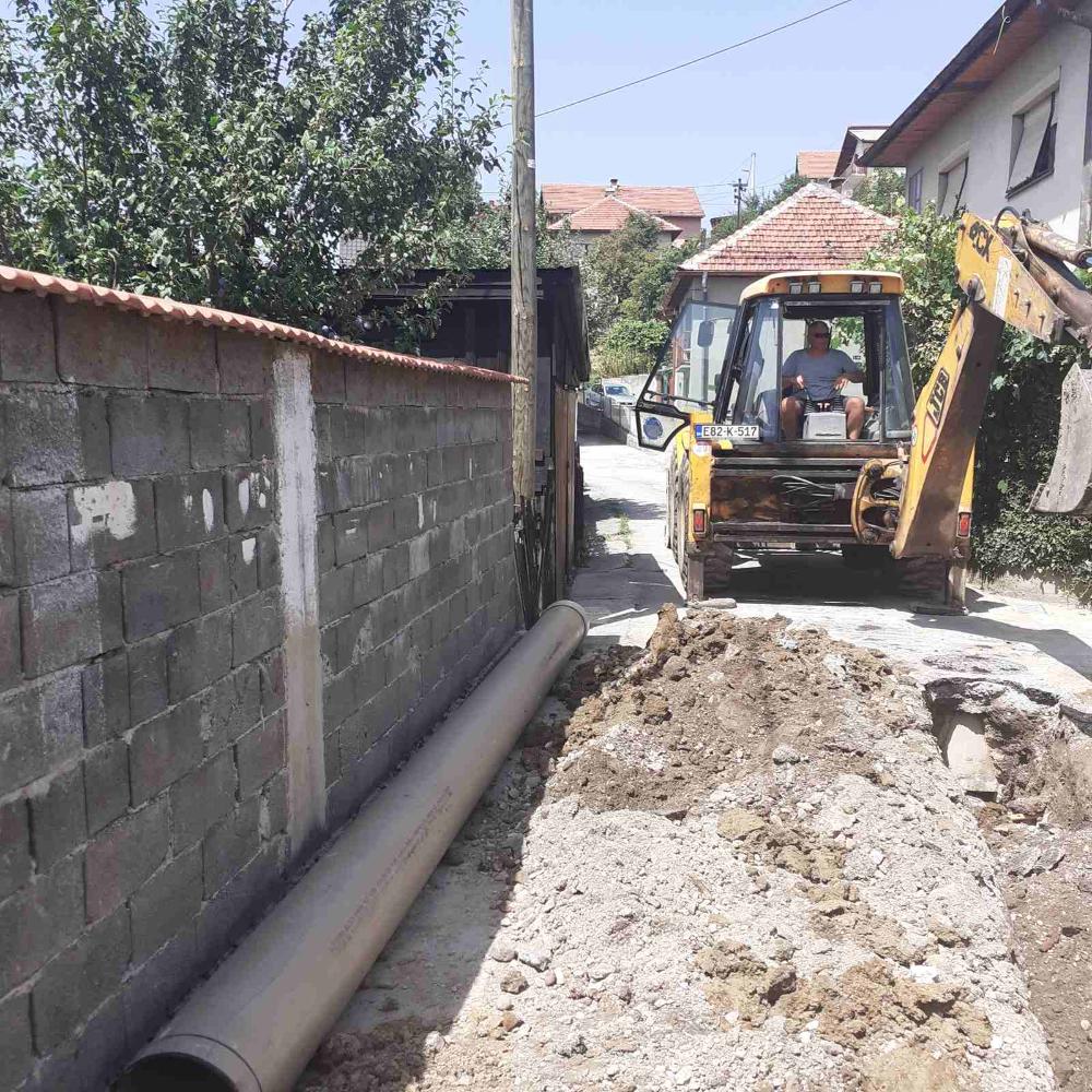 Služba održavanja kanalizacione mreže i objekata: RADOVI NA KANALIZACIONOJ MREŽI