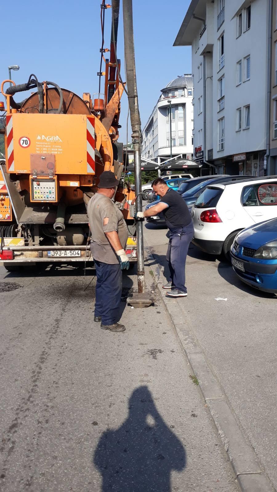 Služba održavanja kanalizacione mreže i objekata: RADOVI NA KANALIZACIONOJ MREŽI