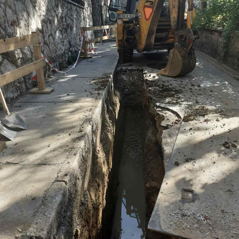 Služba održavanja kanalizacione mreže i objekata: RADOVI NA KANALIZACIONOJ MREŽI