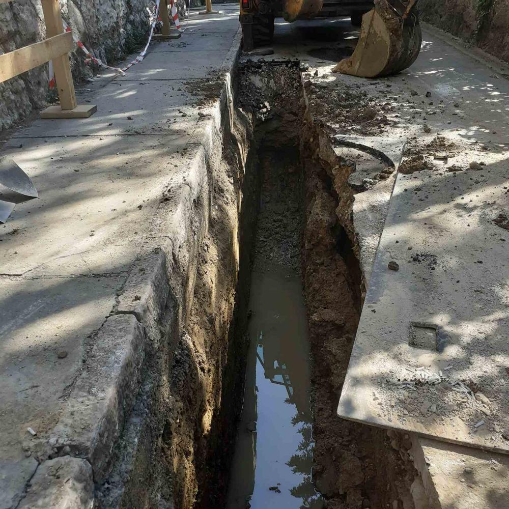 Služba održavanja kanalizacione mreže i objekata: RADOVI NA KANALIZACIONOJ MREŽI