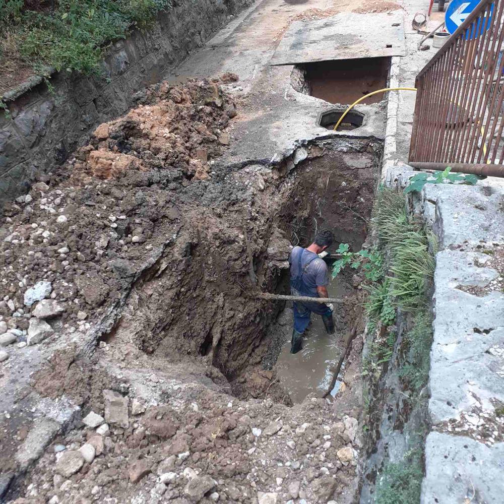 Služba održavanja kanalizacione mreže i objekata: RADOVI NA KANALIZACIONOJ MREŽI