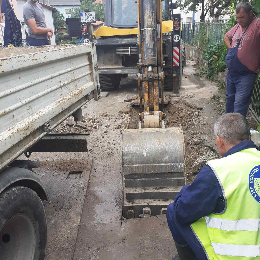Služba održavanja kanalizacione mreže i objekata: RADOVI NA KANALIZACIONOJ MREŽI