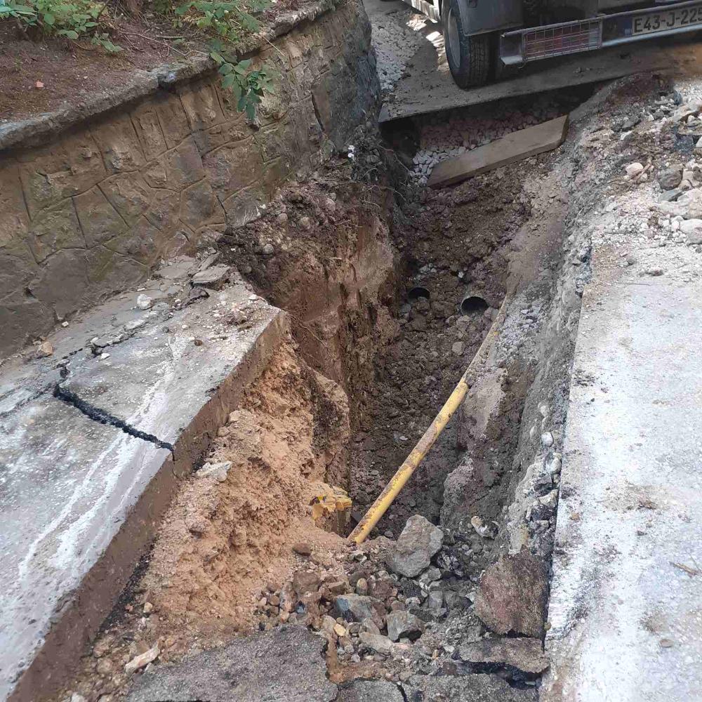 Služba održavanja kanalizacione mreže i objekata: RADOVI NA KANALIZACIONOJ MREŽI