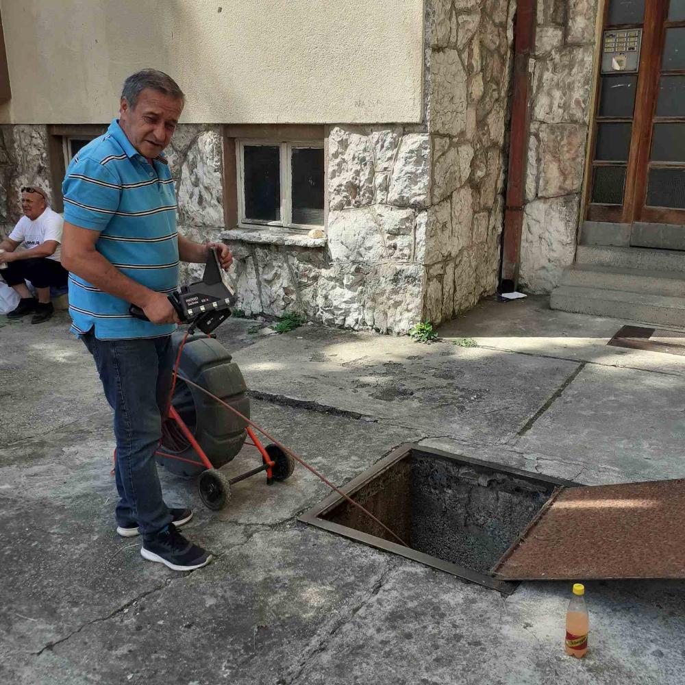 Služba održavanja kanalizacione mreže i objekata: RADOVI NA KANALIZACIONOJ MREŽI