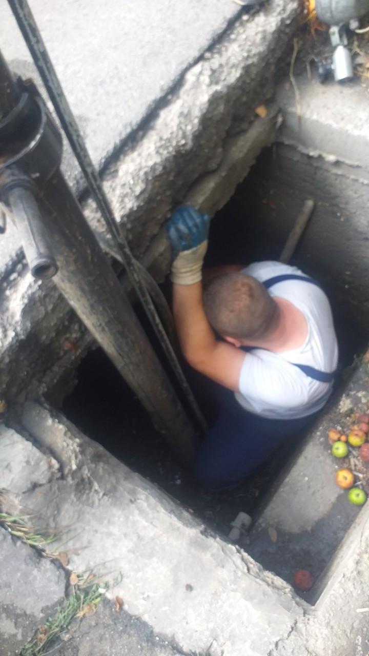 Služba održavanja kanalizacione mreže i objekata: RADOVI NA KANALIZACIONOJ MREŽI