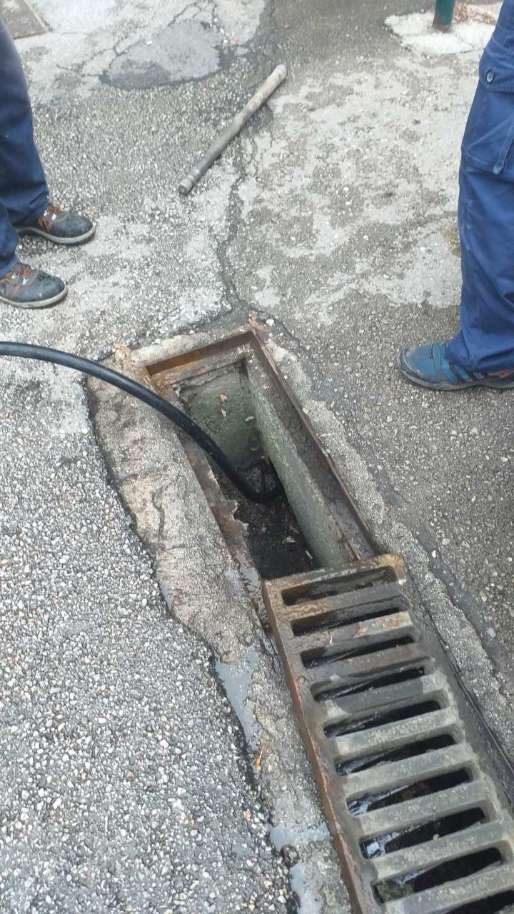 Služba održavanja kanalizacione mreže i objekata: RADOVI NA KANALIZACIONOJ MREŽI