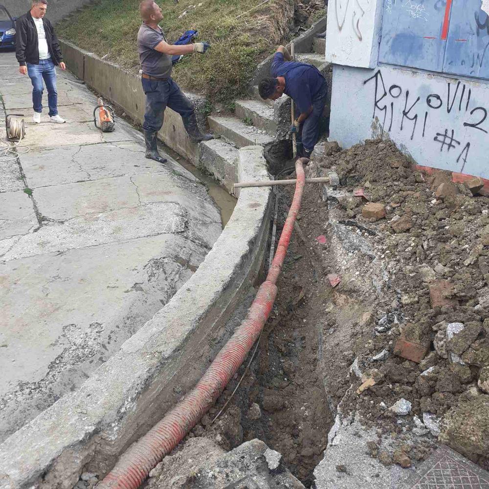 Služba održavanja kanalizacione mreže i objekata: RADOVI NA KANALIZACIONOJ MREŽI