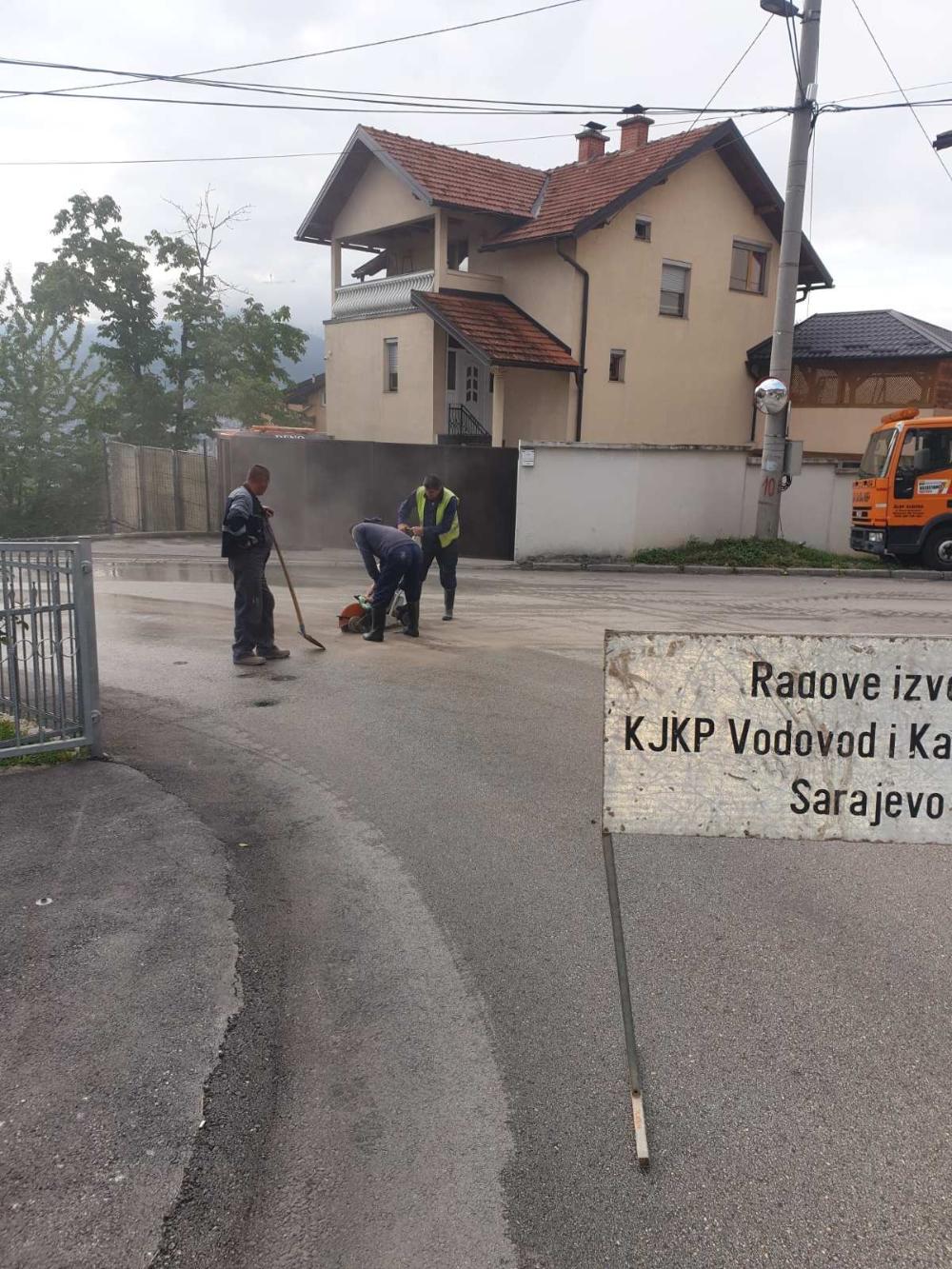 Služba za održavanje vodovodne mreže i objekata:  RADOVI NA VODOVODNOJ MREŽI