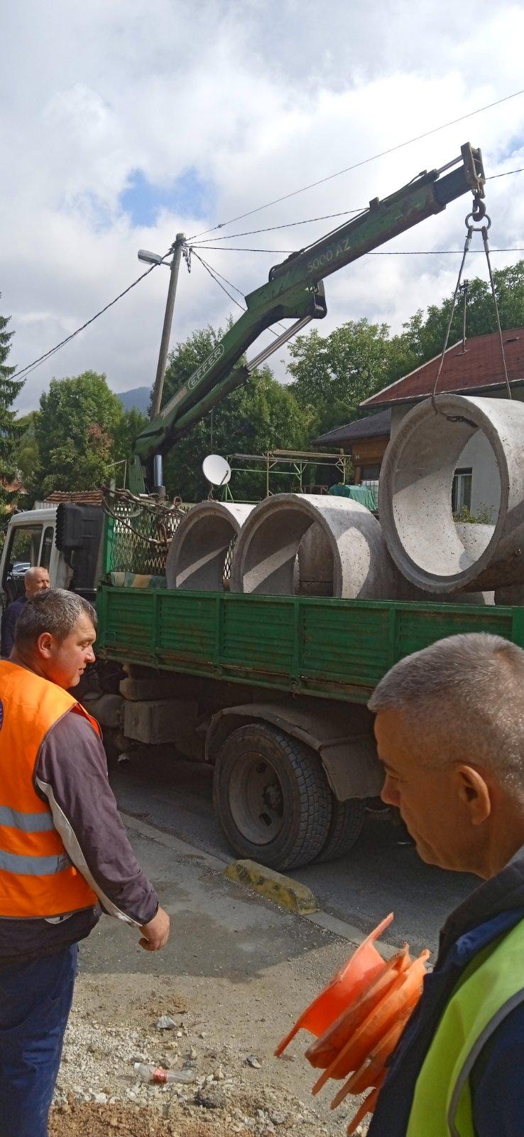 Služba održavanja kanalizacione mreže i objekata: RADOVI NA KANALIZACIONOJ MREŽI