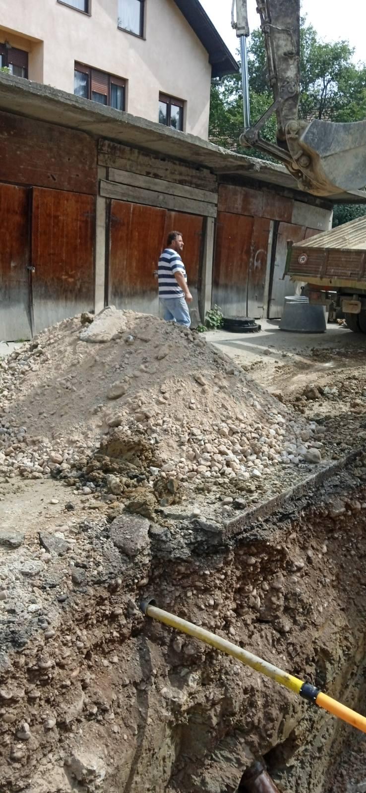 Služba održavanja kanalizacione mreže i objekata: RADOVI NA KANALIZACIONOJ MREŽI