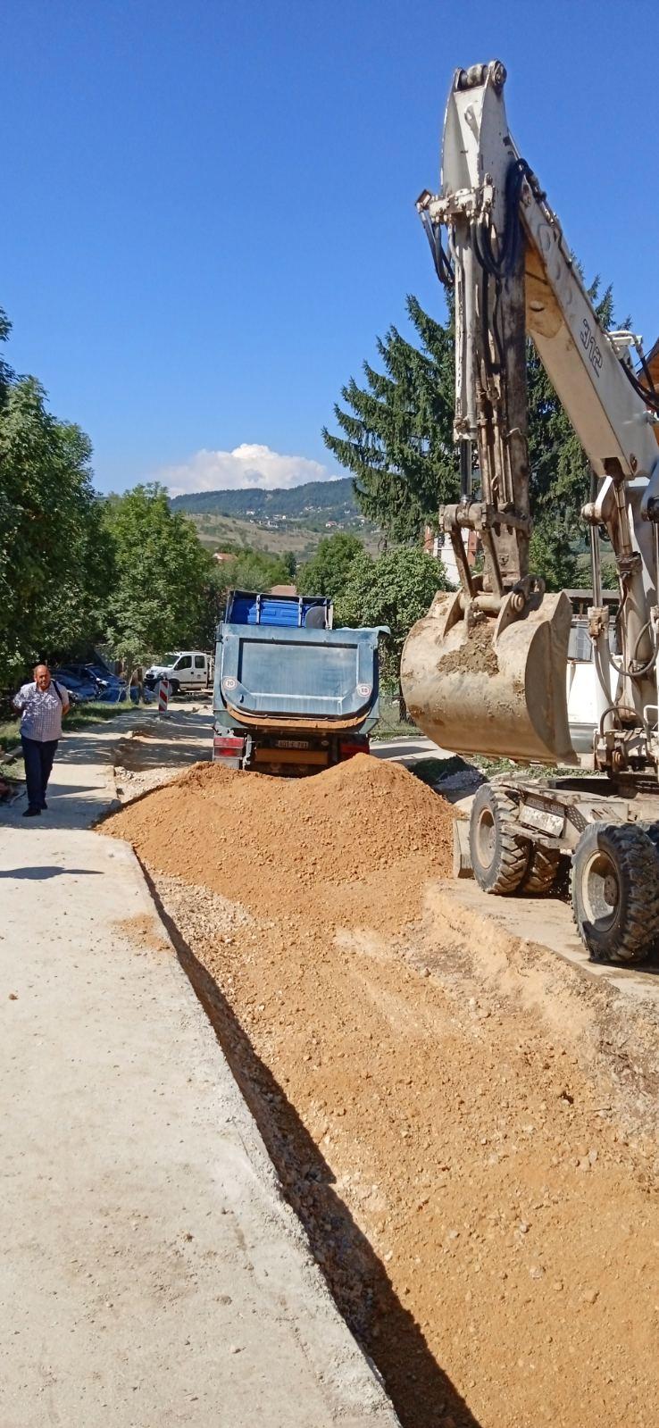 Služba održavanja kanalizacione mreže i objekata: RADOVI NA KANALIZACIONOJ MREŽI