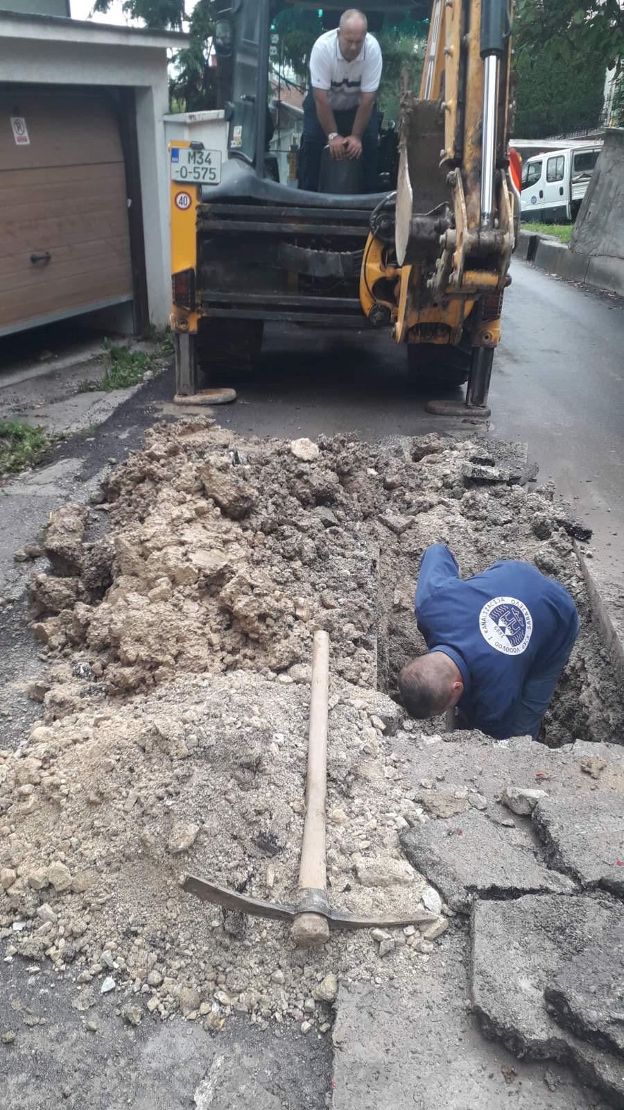 Služba za održavanje vodovodne mreže i objekata:  RADOVI NA VODOVODNOJ MREŽI