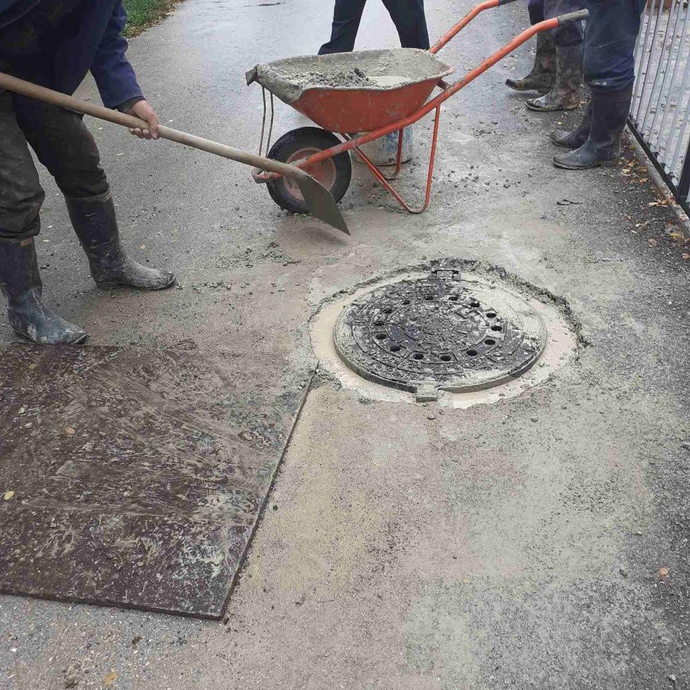 Služba održavanja kanalizacione mreže i objekata: RADOVI NA KANALIZACIONOJ MREŽI