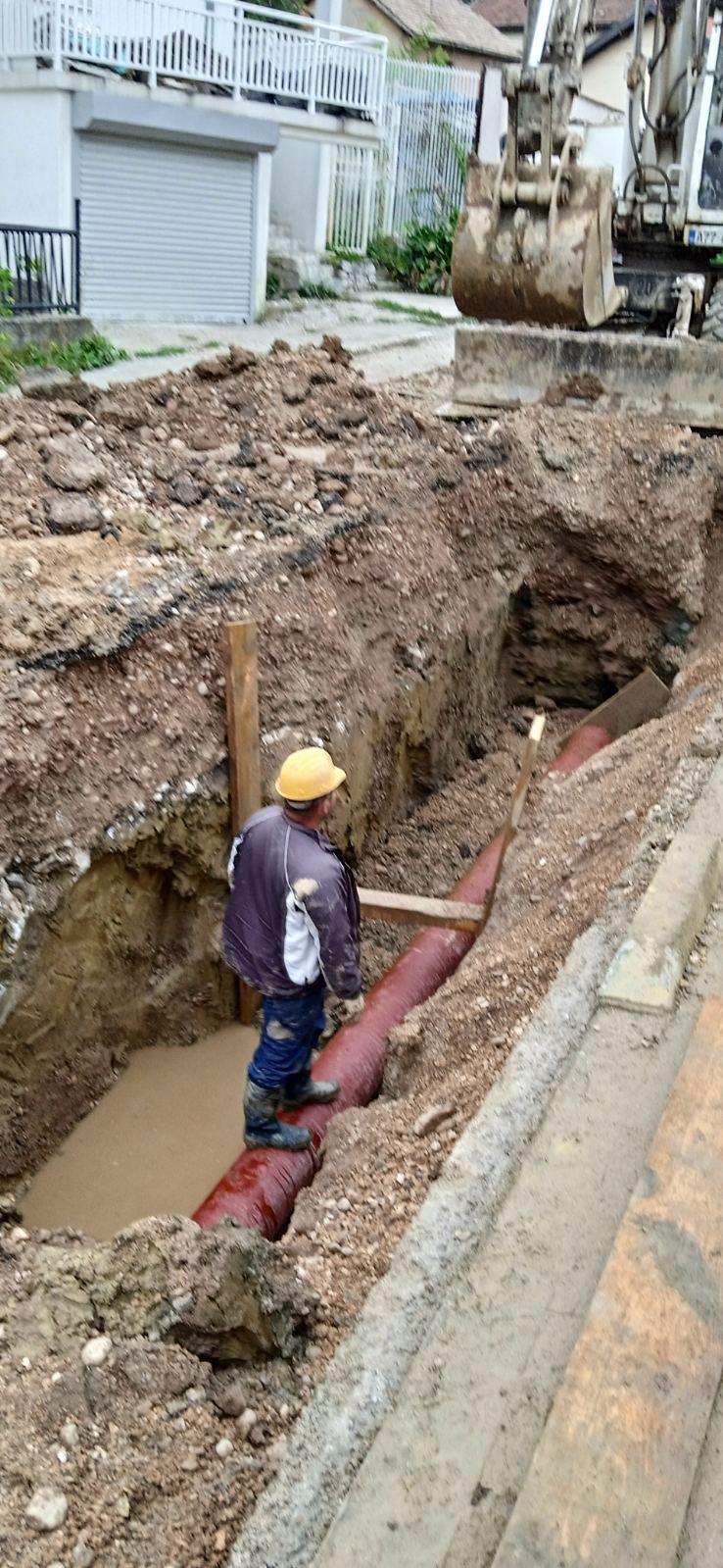 Služba održavanja kanalizacione mreže i objekata: RADOVI NA KANALIZACIONOJ MREŽI