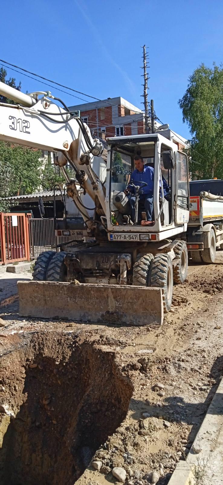 Služba održavanja kanalizacione mreže i objekata: RADOVI NA KANALIZACIONOJ MREŽI