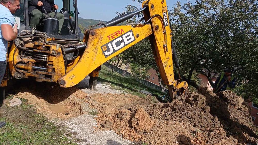 Dežurna ekipa:    POPRAVKE KVAROVA NA VODOVODNOJ MREŽI TOKOM VIKENDA  