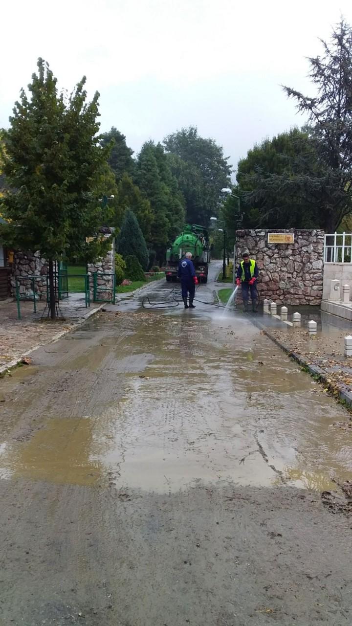 Služba održavanja kanalizacione mreže i objekata: RADOVI NA KANALIZACIONOJ MREŽI