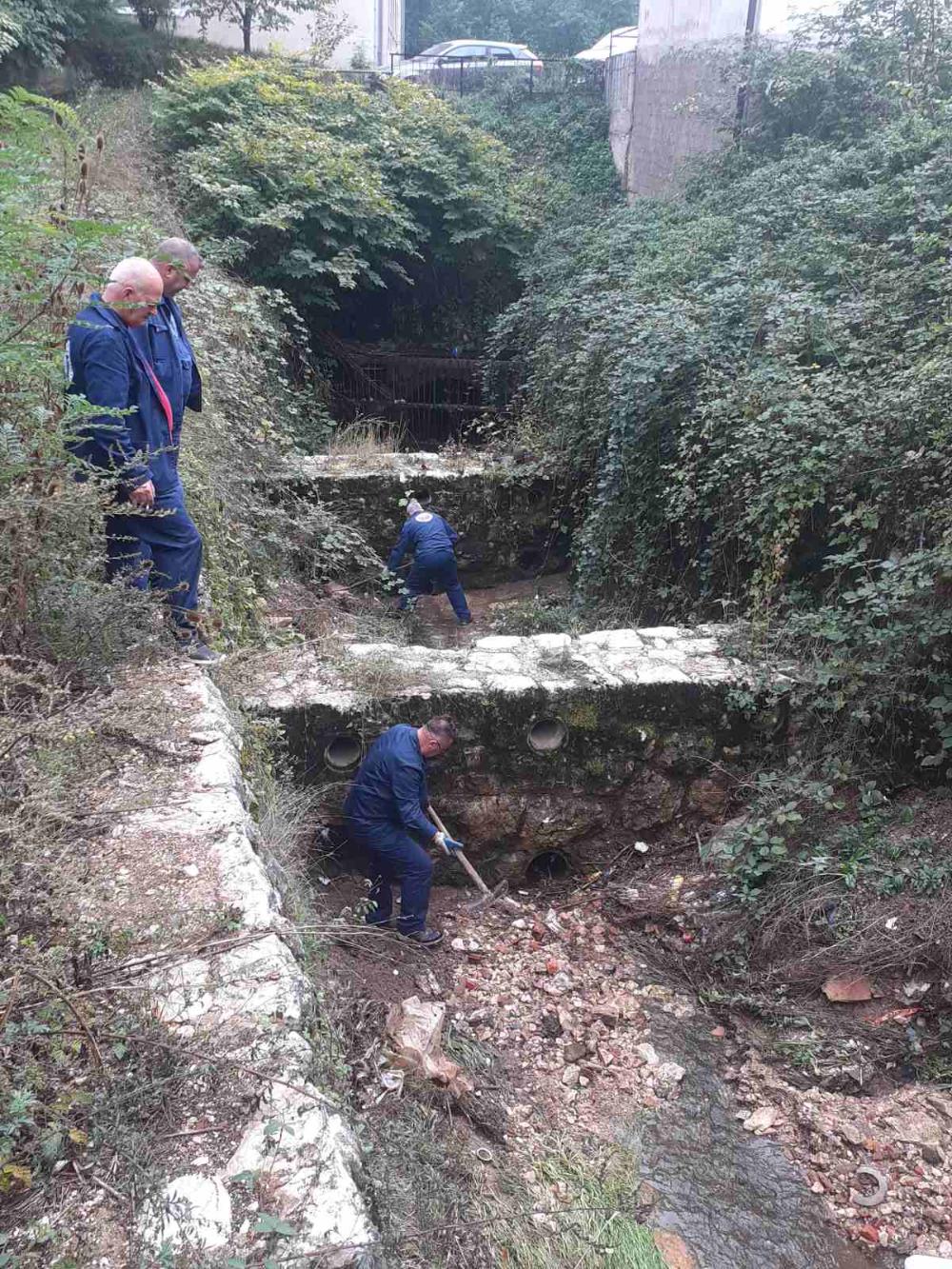 Služba održavanja kanalizacione mreže i objekata: RADOVI NA KANALIZACIONOJ MREŽI
