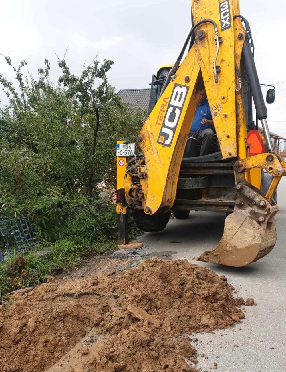 Služba za održavanje vodovodne mreže i objekata:  RADOVI NA VODOVODNOJ MREŽI