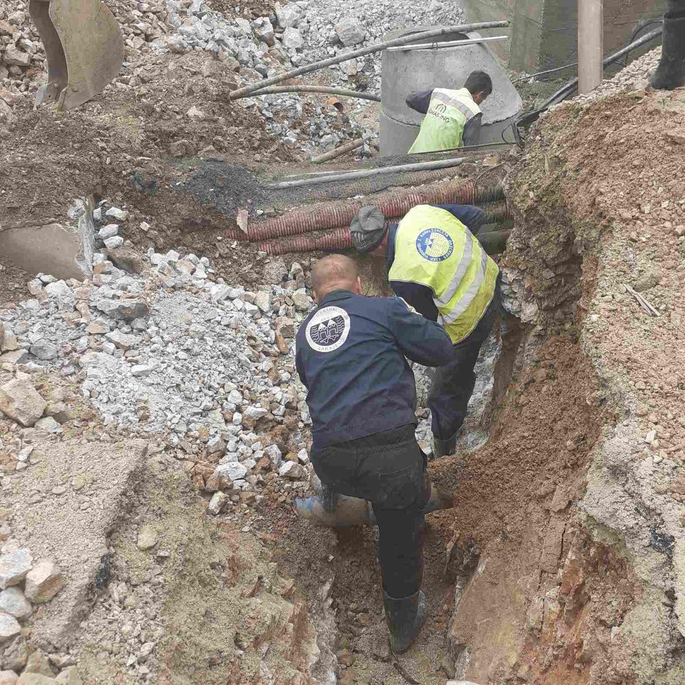 Služba održavanja kanalizacione mreže i objekata: RADOVI NA KANALIZACIONOJ MREŽI