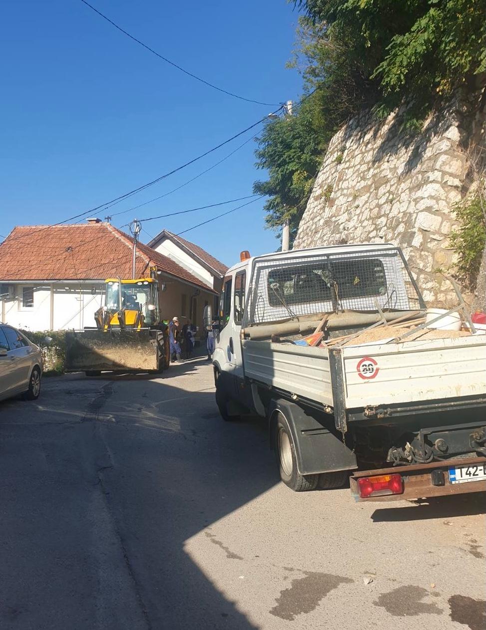 Služba za održavanje vodovodne mreže i objekata:  RADOVI NA VODOVODNOJ MREŽI