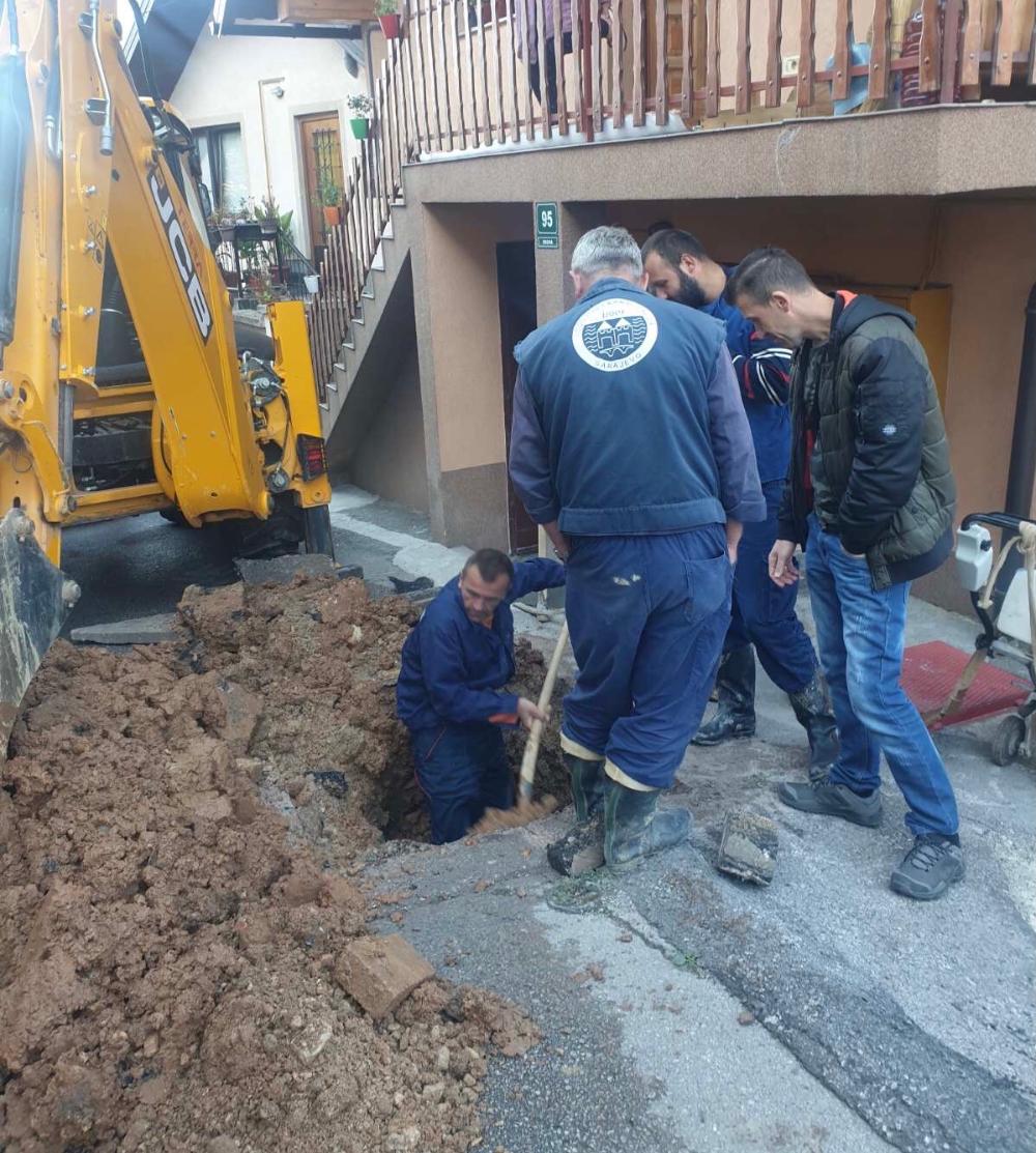 Služba za održavanje vodovodne mreže i objekata:  RADOVI NA VODOVODNOJ MREŽI