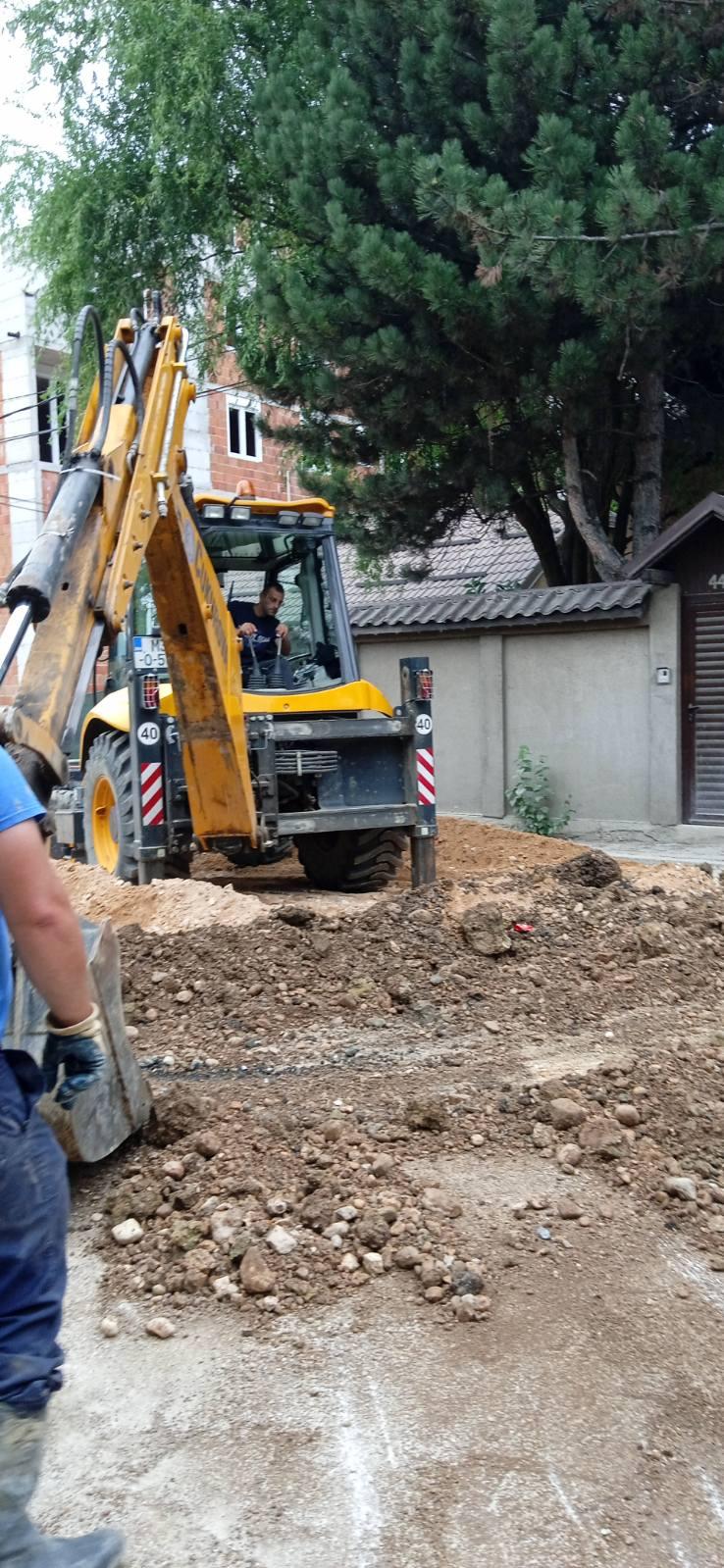 Služba održavanja kanalizacione mreže i objekata: RADOVI NA KANALIZACIONOJ MREŽI