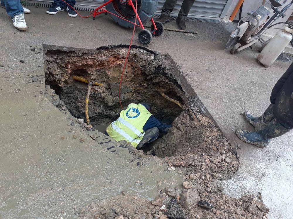 Služba održavanja kanalizacione mreže i objekata: RADOVI NA KANALIZACIONOJ MREŽI