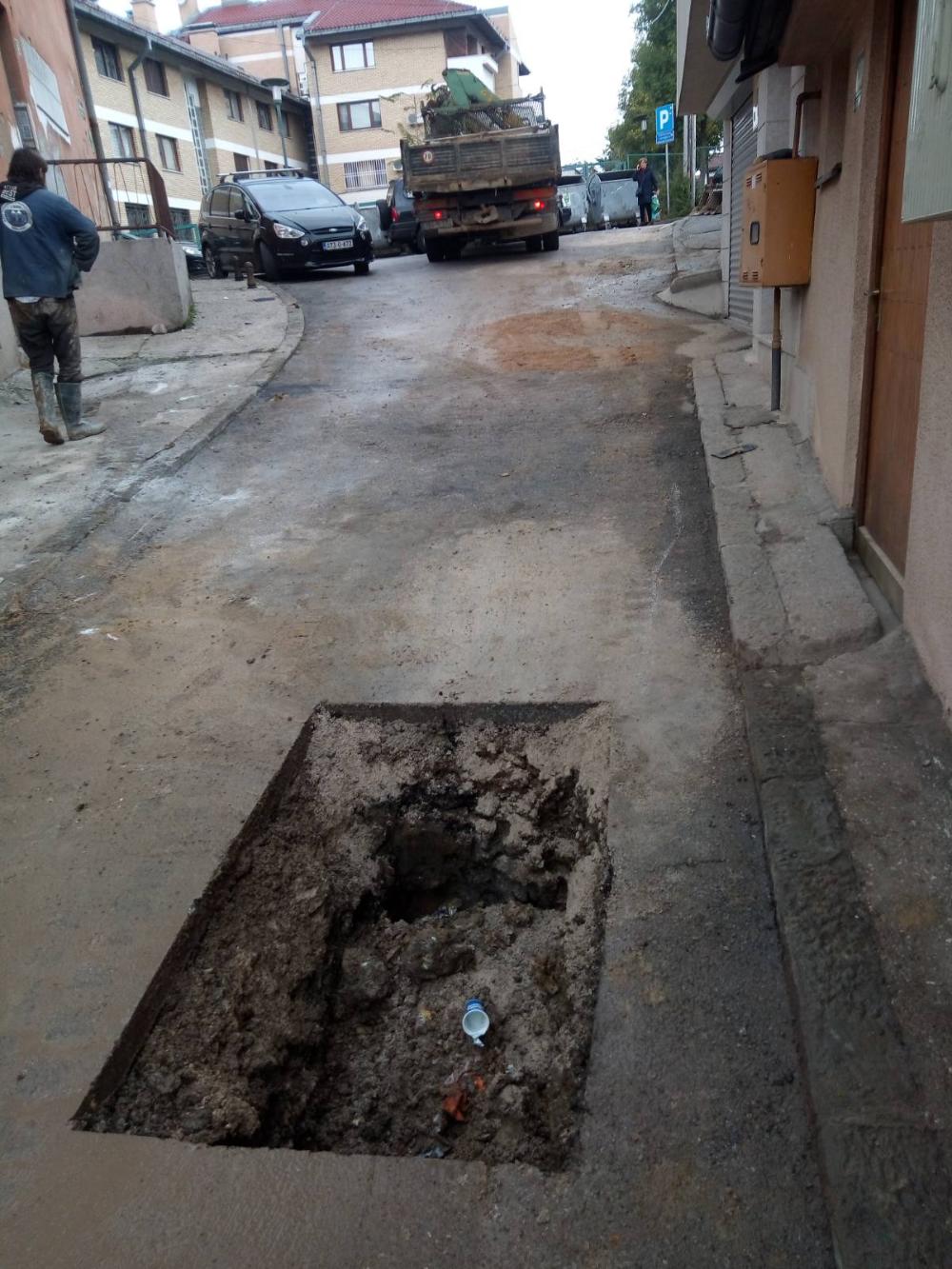 Služba održavanja kanalizacione mreže i objekata: RADOVI NA KANALIZACIONOJ MREŽI