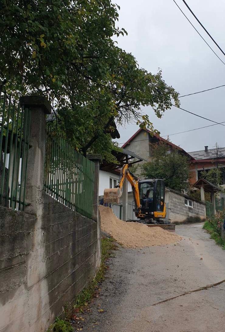 Služba za održavanje vodovodne mreže i objekata:  RADOVI NA VODOVODNOJ MREŽI