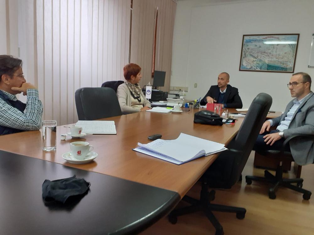U kabinetu direktora preduzeća:   ODRŽAN SASTANAK PREDSTAVNIKA RESORNOG MINISTARSTVA I VIK-a