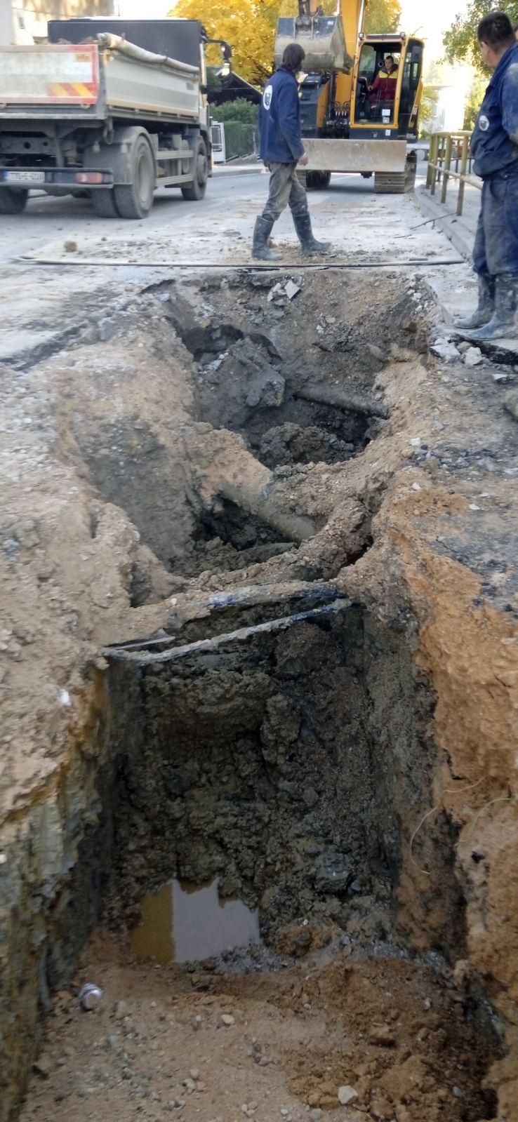 Služba održavanja kanalizacione mreže i objekata: RADOVI NA KANALIZACIONOJ MREŽI