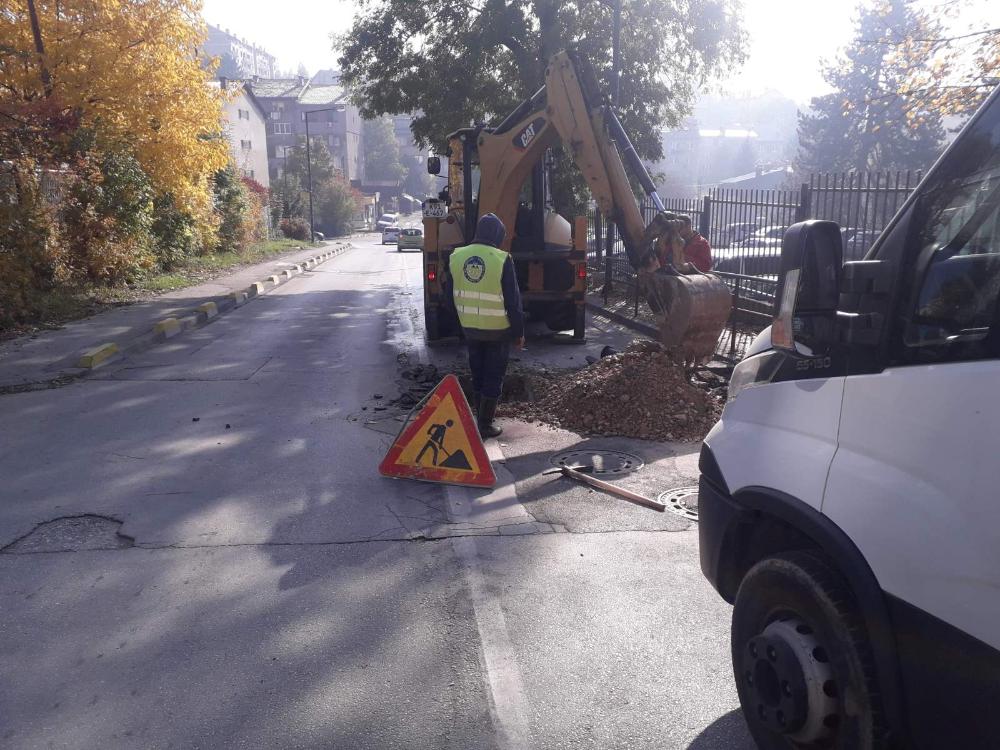 Služba za održavanje vodovodne mreže i objekata: POPRAVKE KVAROVA NA VODOVODNOJ MREŽI