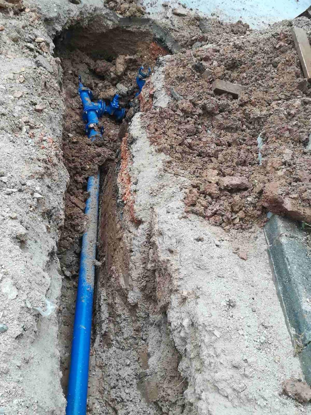 Služba za održavanje vodovodne mreže i objekata:  RADOVI NA VODOVODNOJ MREŽI