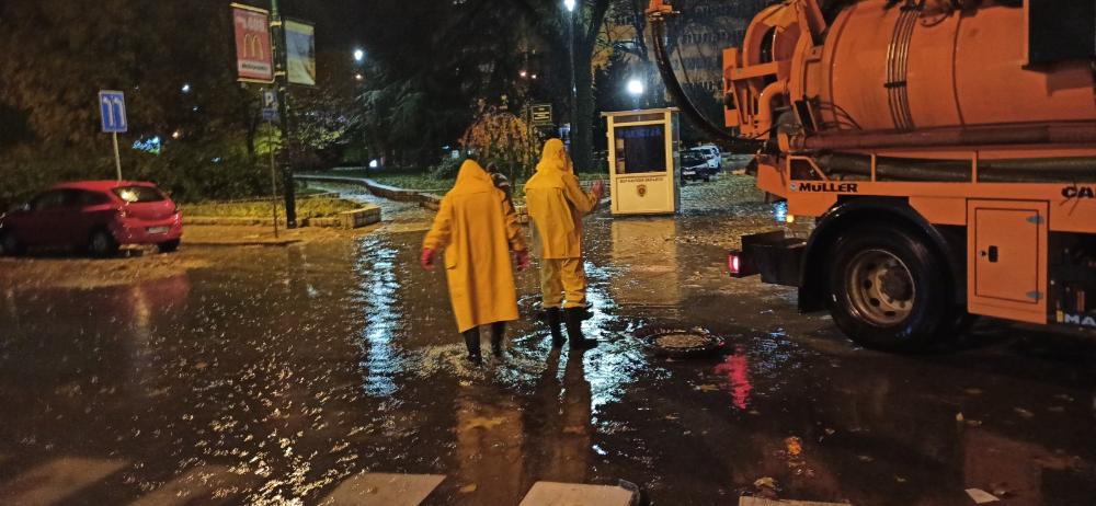 Usljed obilnih kišnih padavina: MNOGO INTERVENCIJA NA TERENU